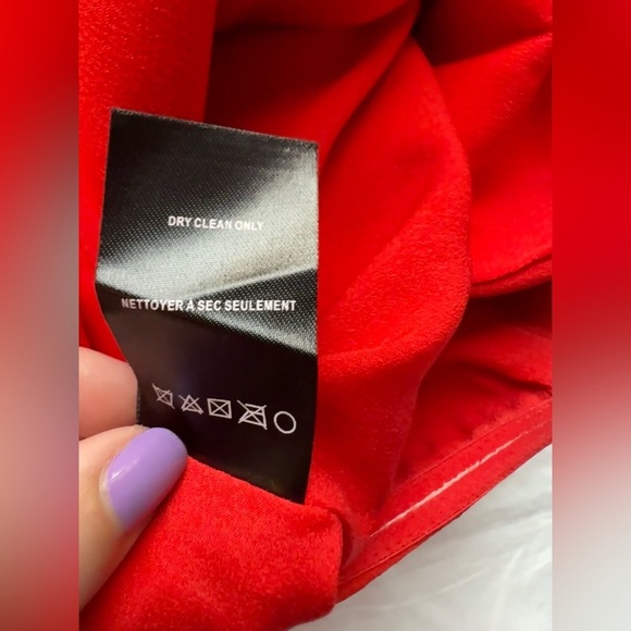 Adelyn Rae Red Rozina Woven Strapless Bow Top Large - Picture 11 of 11